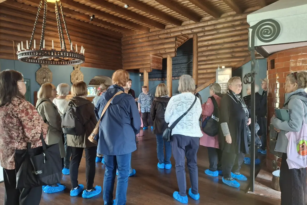 Päästä päähän -retki Tuusulaan ja Keravalle — Vuosaaren kirjasto, Helsinki