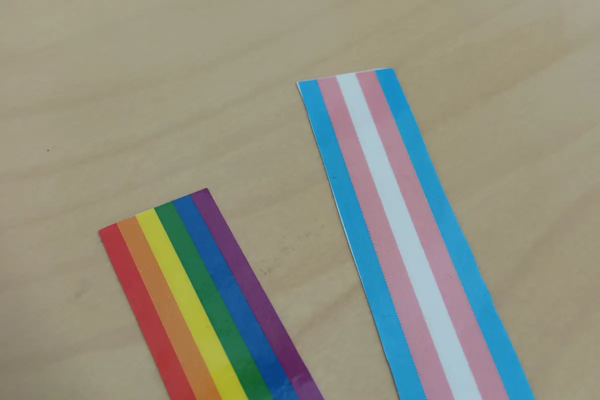 Vantaa Pride: Kirjanmerkkipaja — Hakunilan kirjasto, Vantaa