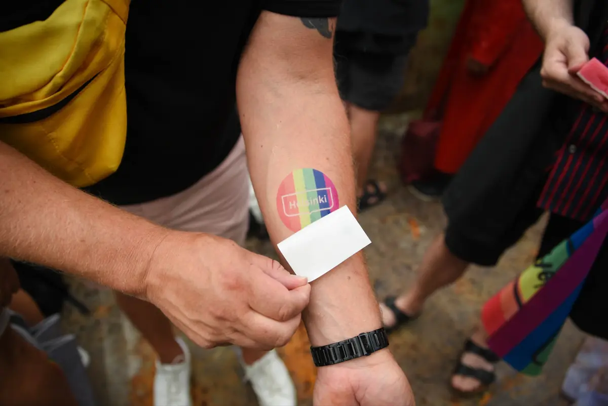Pride på biblioteket: Plakatverksted for alle aldre — Myllypuron kirjasto, Helsinki