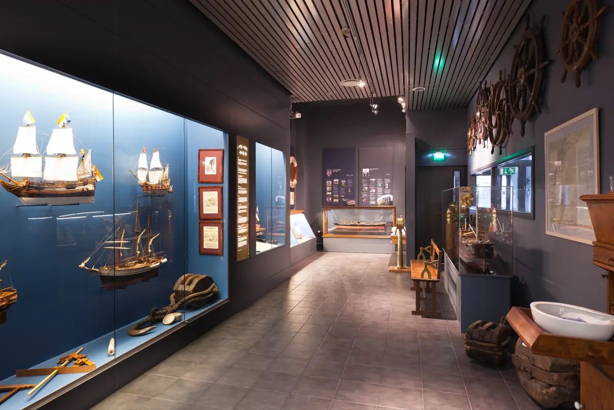 Tur til John Nurmisens stiftelsens sjømuseum — Stadin yhteisötalo Oulunkylän Seurahuone, Helsinki