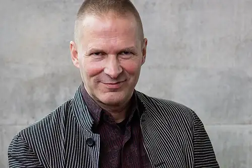 Bokrelease - Ari Wahlsten: Häikäilemättömät
