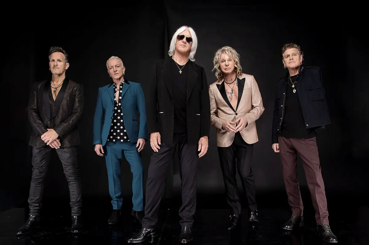 Def Leppard — Veikkaus Arena, Helsinki