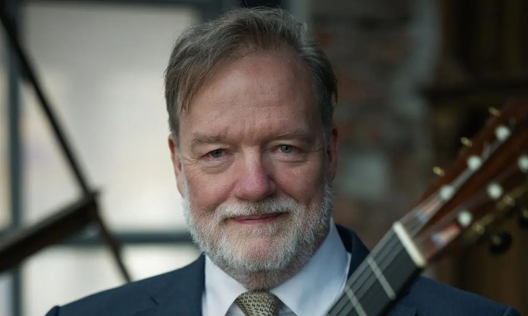 Guitar Virtuoso Timo Korhonen: Mazurka in Sunlight — Espan lava, Helsinki