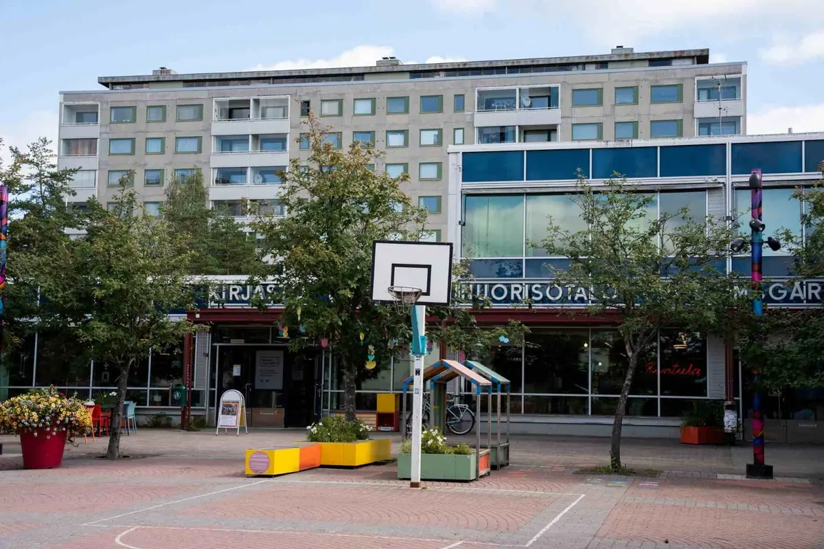 Community Centre Summer Café — Kontulan Ostoskeskus, Helsinki