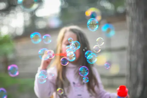 Soap Bubbles and Music