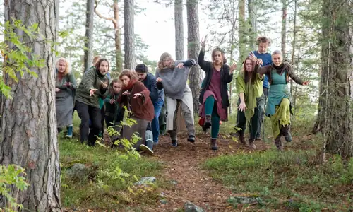 I skogens vern - Legionteatergruppen: Slik svarer skogen