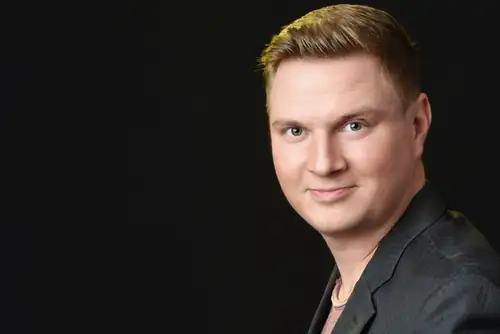 Tango King Jukka Hallikainen in Concert!