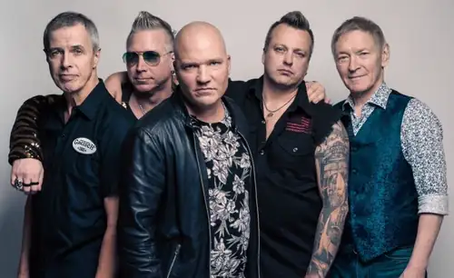 Black Devils feat. Ile Kallio & Janne Louhivuori