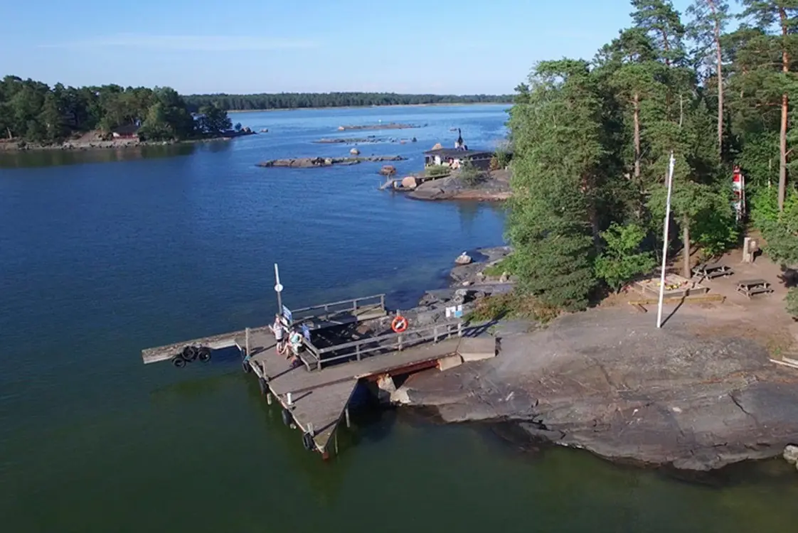 Excursion to Iso Iiluoto — Stadin yhteisötalo Vuosaari, Helsinki