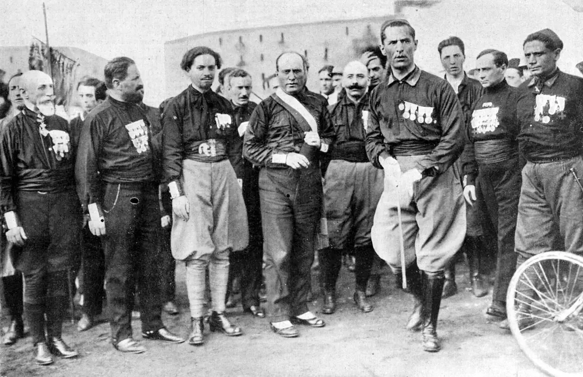 The Land of Black Shirts - Italian Fascism 1919-1945 — Helsingin työväenopiston Opistotalo, Helsinki