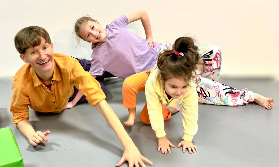 Dance and Play - Workshop for Toddlers (1-3 years) and Their Adults (FI/ENG/RU) — Caisa, Helsinki