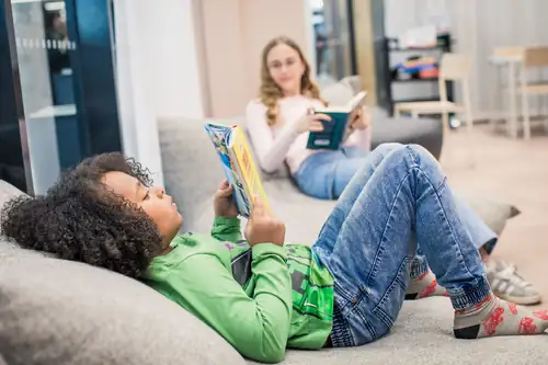 Shared Reading Hour for Primary School Children