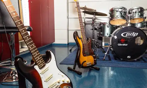Rock Camp - Music Camp for Young People 13-29 Years