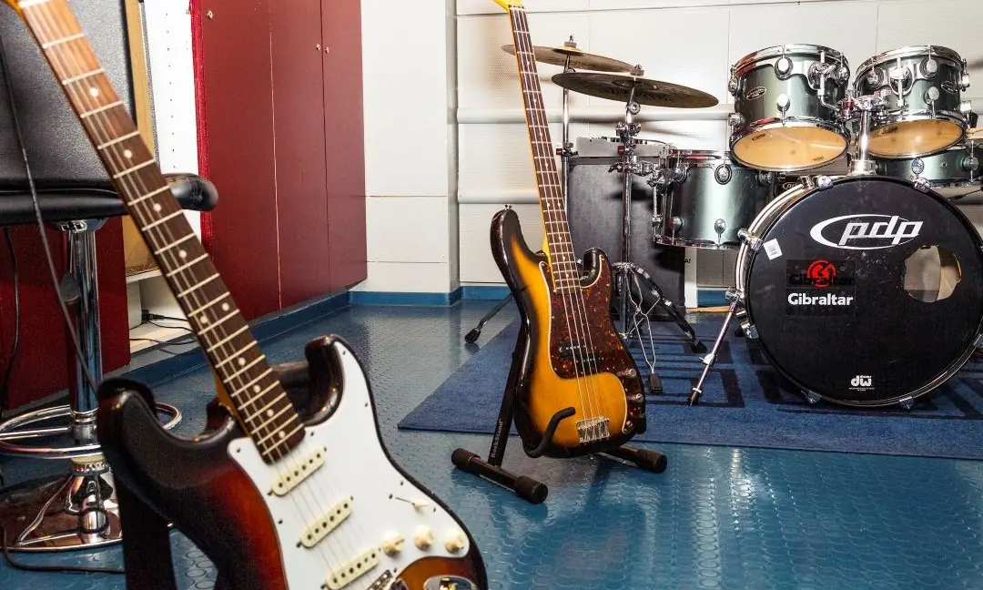 Rock Camp - Музыкальный лагерь для молодёжи 13-29 лет — Malmitalo, Хельсинки