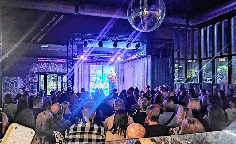 Stand Up Ruska — Camp Kitchen & Bar Pyhätunturi, Pyhätunturi