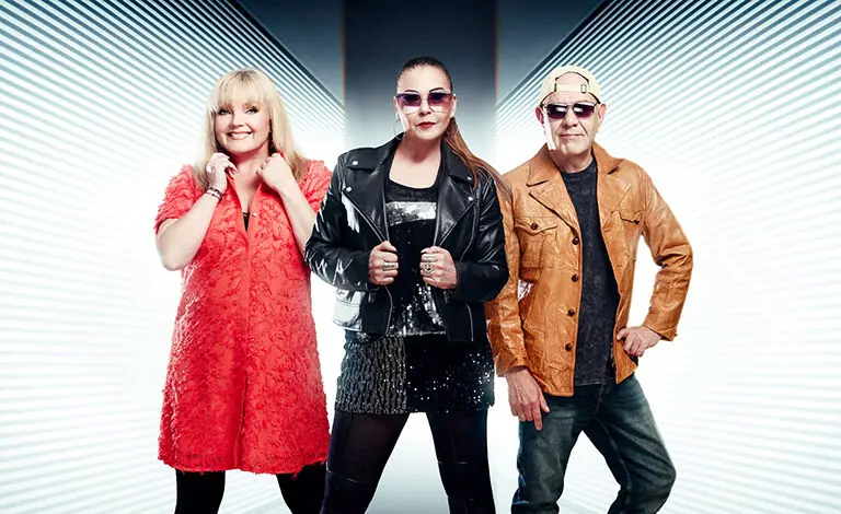 Ysäri Allstars - Nina Tapio, Sani & Jari Drome Karjalainen — Hullu Poro Areena, Levi