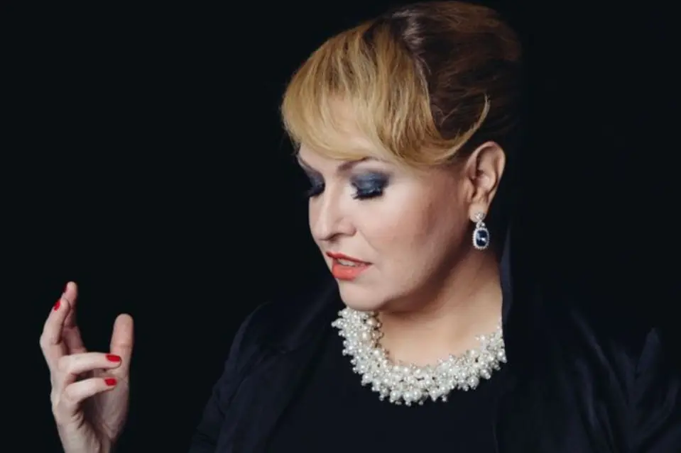 Johanna Försti - Dolly Parton Concert — Tenalji von Fersen, Helsinki