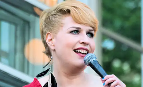 Remy ry. presenterer: Johanna Försti & Jallukka Allstars
