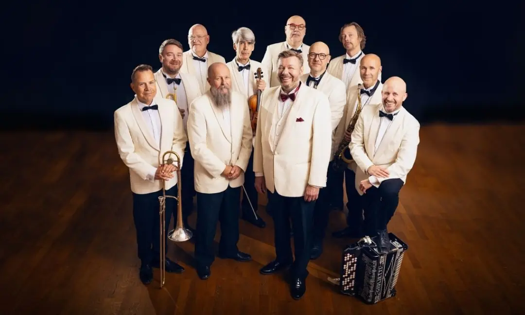 Juha Hostikka & Dallapé-orkesteret — Savoy-teatteri, Helsinki