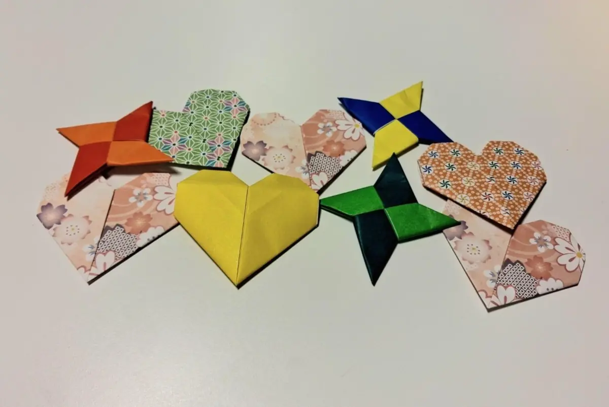 Esitys Japanin kulttuurista ja origamien tekoa — Stadin yhteisötalo Alppila, Helsinki