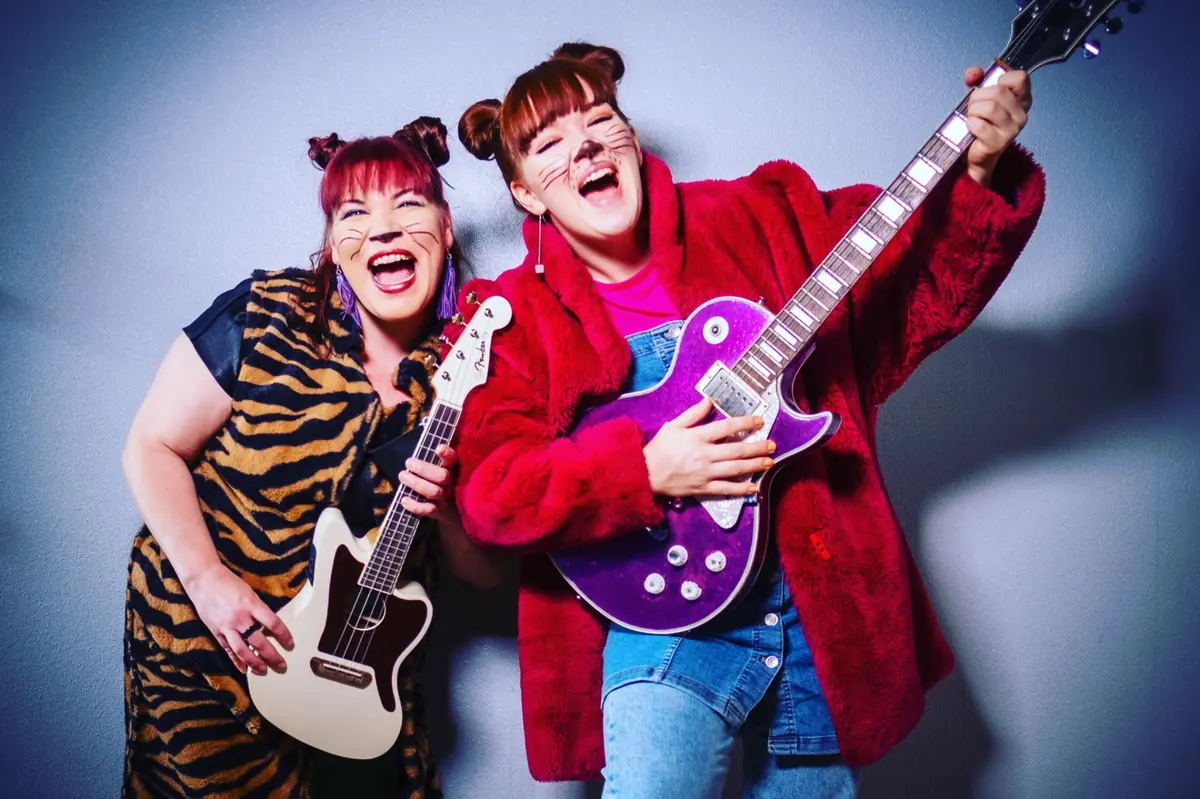 Pinkki & Fankki - Wild Cat Duo — Etelä-Haagan kirjasto, Helsinki