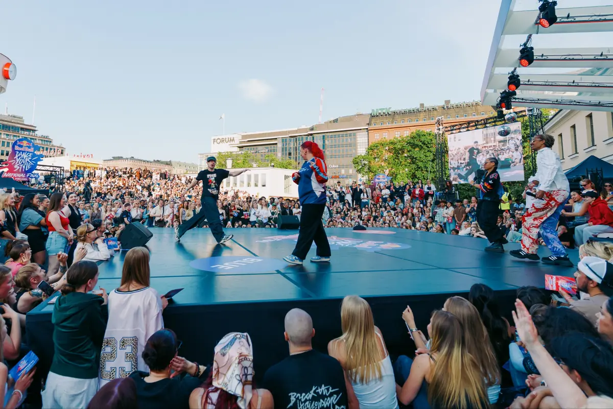 Red Bull Dance Your Style — Senaatintori, Helsinki