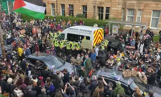 Everybody to Kenmure Street