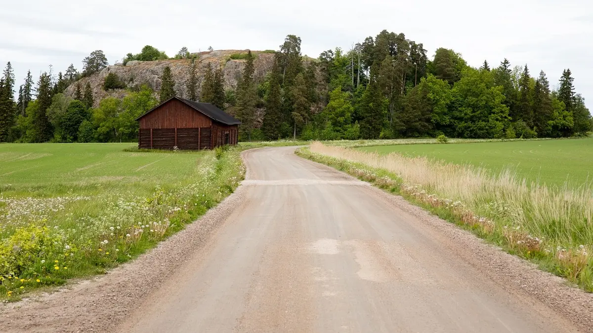 Ancient Finnish Fortresses and Fortress Hills — Ylöjärven pääkirjasto Leija, 33470 Ylöjärvi