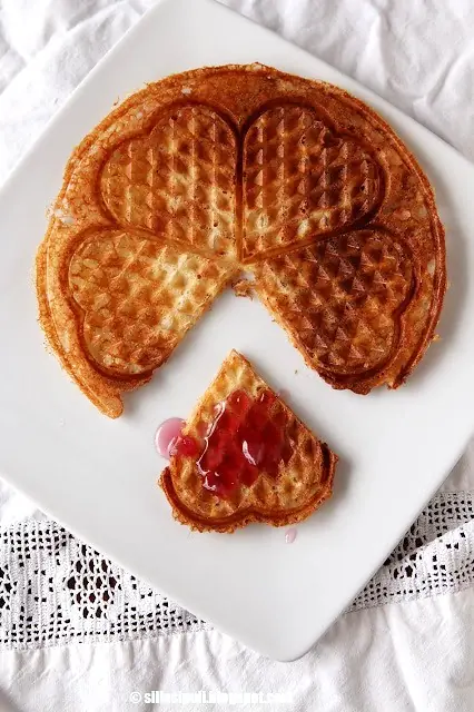 Waffle Party at the Library! — Entressen kirjasto, Espoo