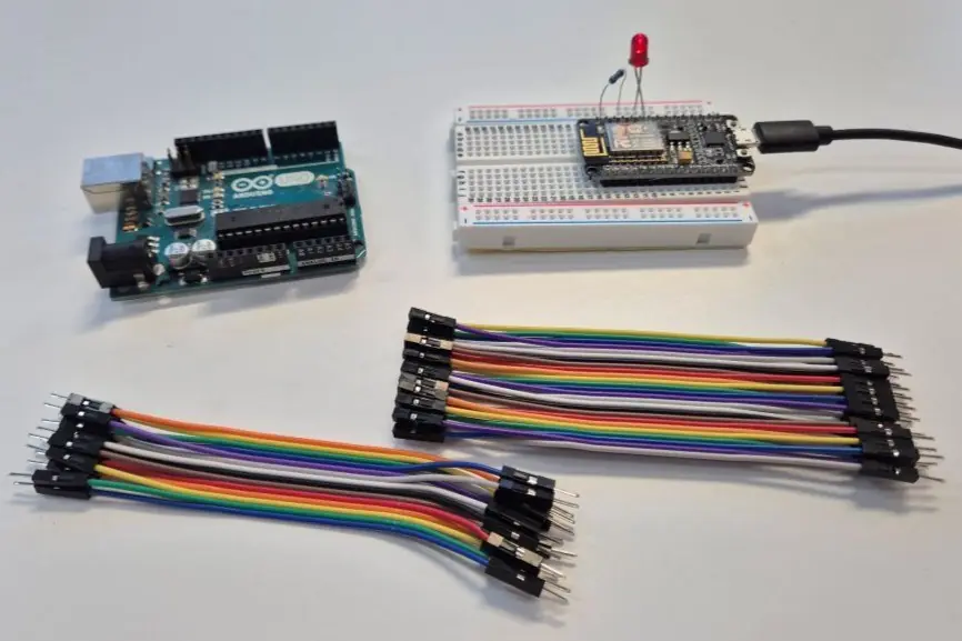 Bygg din första smart enhet - 3: Bygg ett minismarthem-system — Kannelmäen kirjasto, Helsingfors