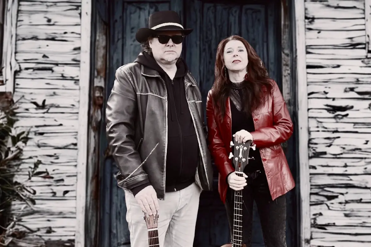 Juuristo Club with Lena Lindroos & Matti Kettunen — Töölön kirjasto, Helsinki