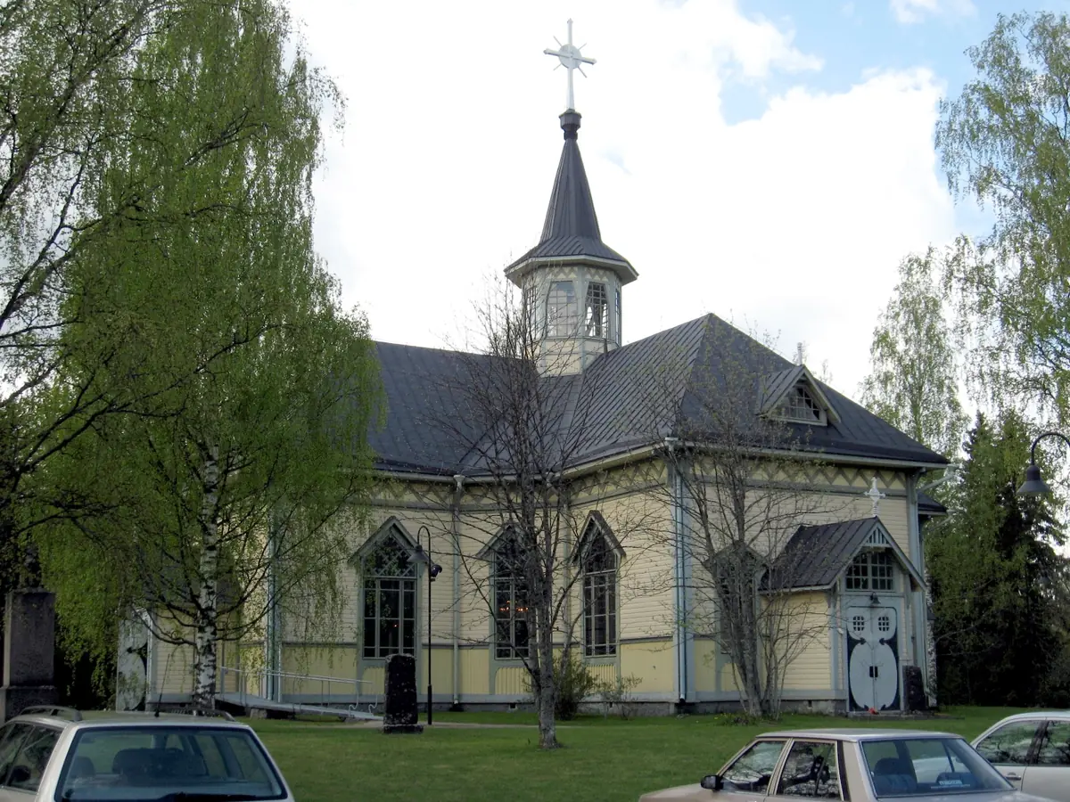 Lotta Marie - fiolinist — Uurainen Church, Uurainen